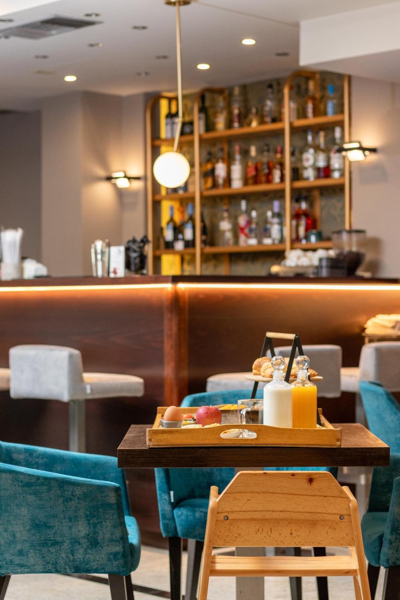 Flisvos Hotel Nafpaktos エクステリア 写真