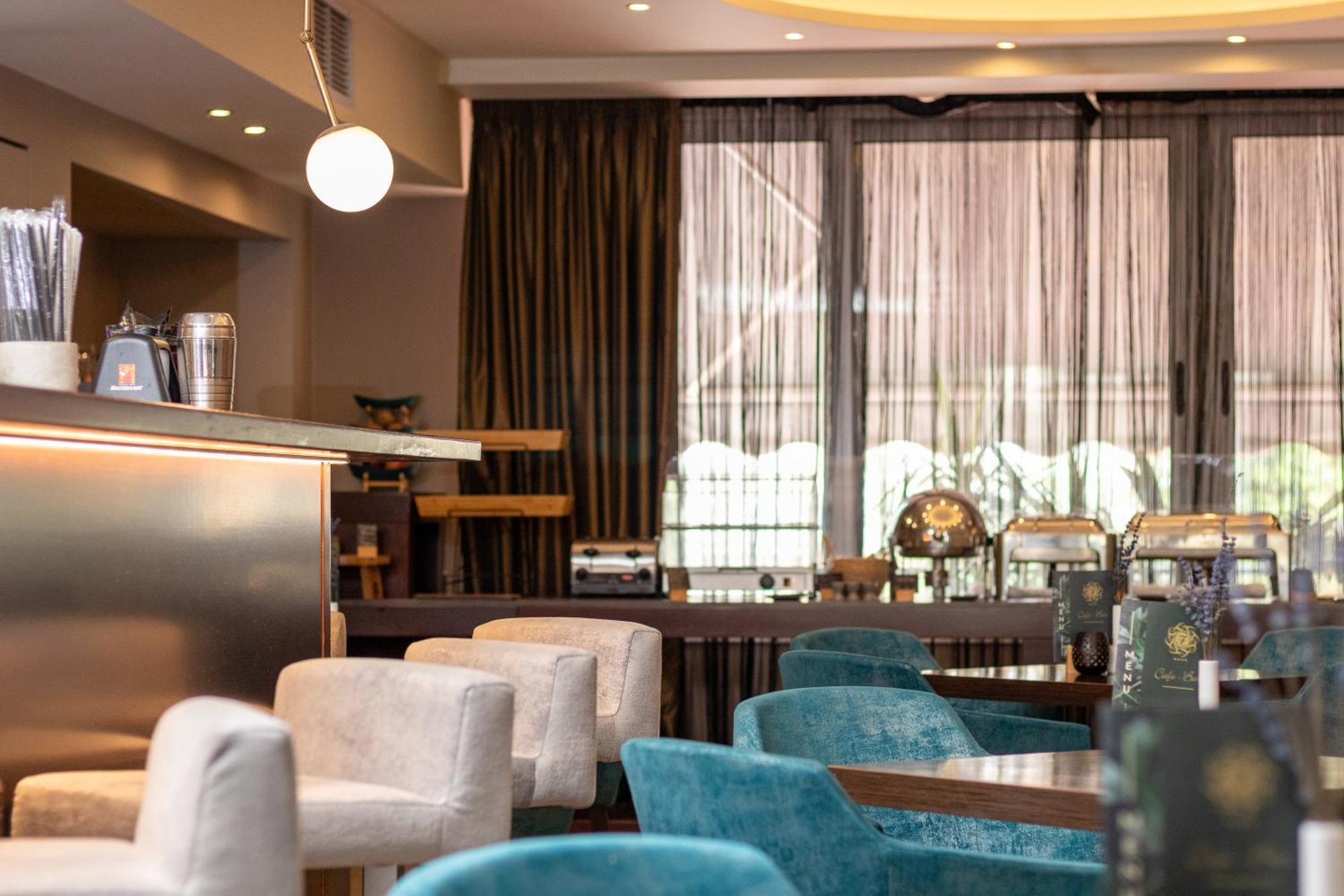 Flisvos Hotel Nafpaktos エクステリア 写真